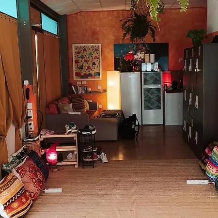 Apartment Nirvana Yoga Center *